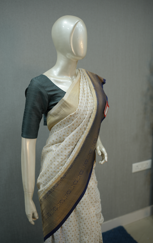 Ready to Wear Saree | Women's Stylish Saree | Wearable Art