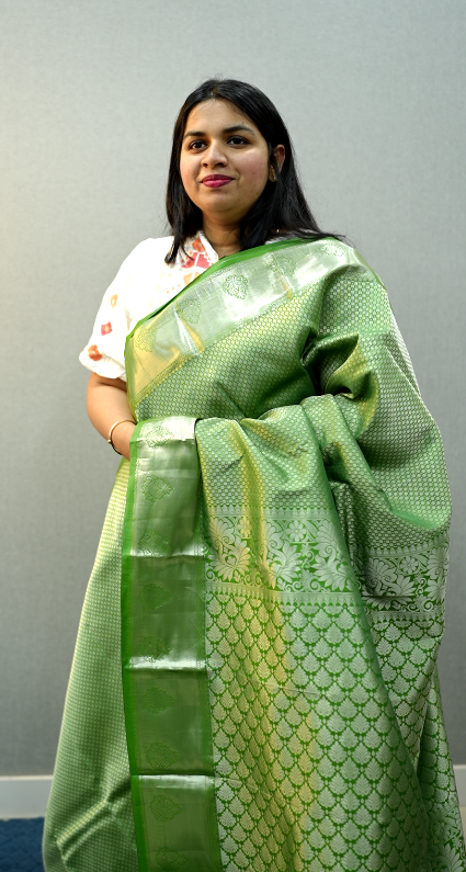 Women's Kanchi Saree | Leaf Green Saree | Kanchi Saree | Wearable Art